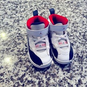 Mike Jordan only worn once LIKE NEW